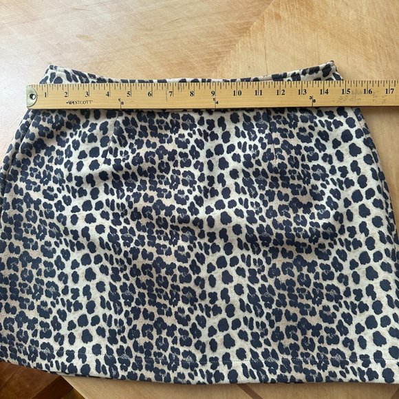 Kzell Leopard Skirt - Size Small - Picture 5 of 10